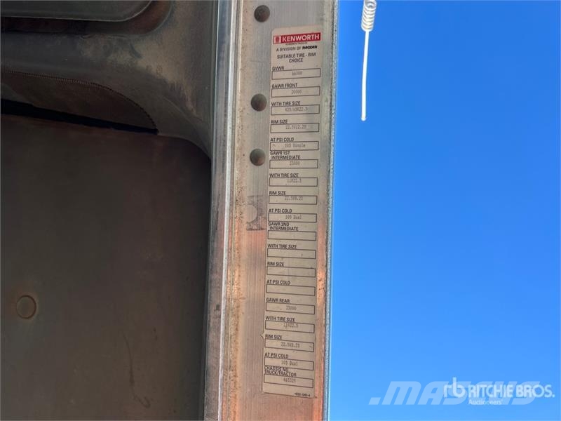 Kenworth W900 10x4 Mixer Truck Betonvedēji