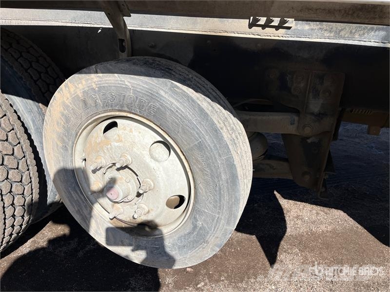 Kenworth W900 10x4 Mixer Truck Betonvedēji