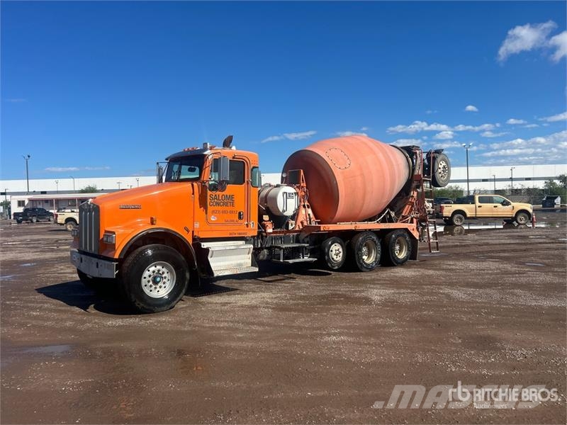 Kenworth W900 10x4 Mixer Truck شاحنات خرسانة