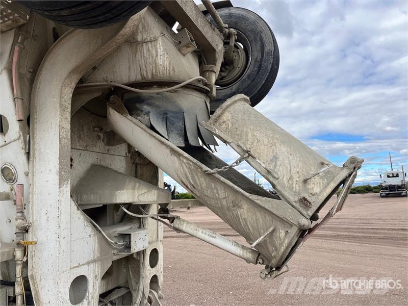 Kenworth W900 10x4 Mixer Truck ミキサー車