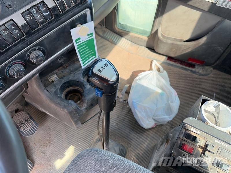 Kenworth W900 10x4 Mixer Truck Φορτηγά-Μπετονιέρες