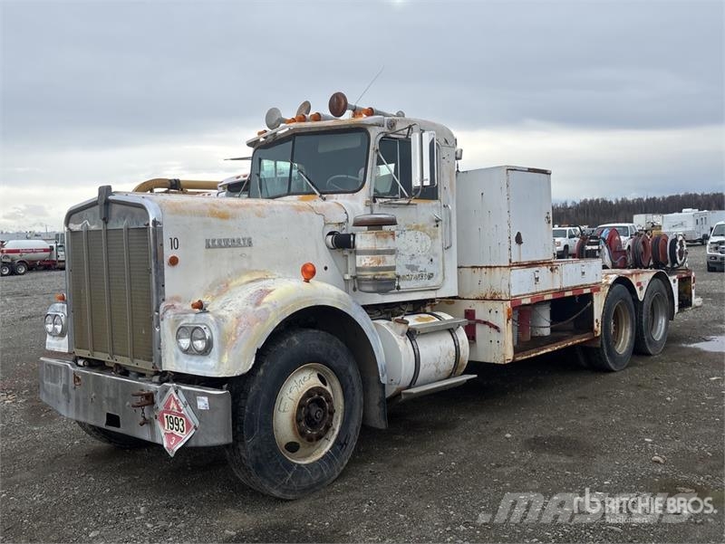 Kenworth W900 6x4 Lube Truck Tovornjaki cisterne