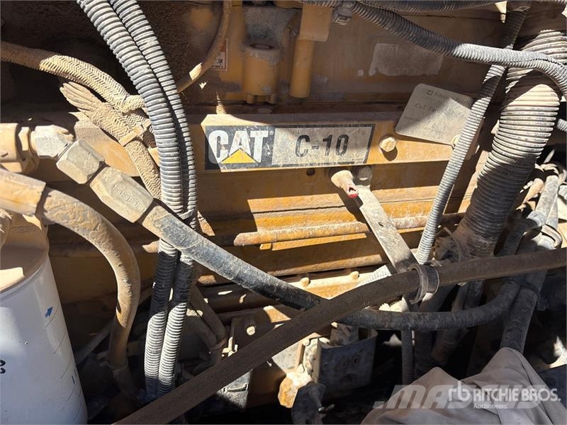 Kenworth W900 6x4 Mixer Truck Betonvedēji
