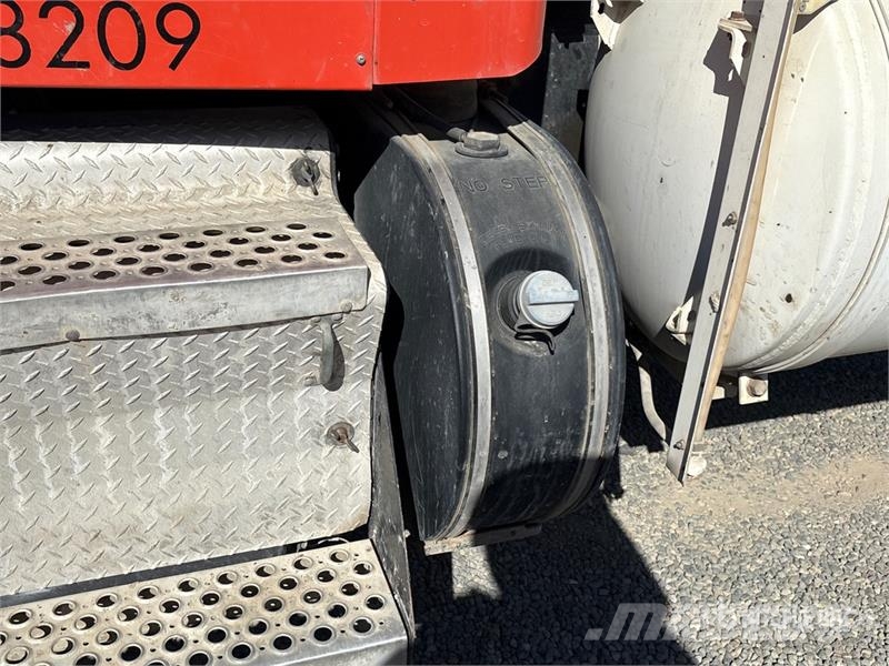 Kenworth W900 6x4 Mixer Truck Betooniveokid