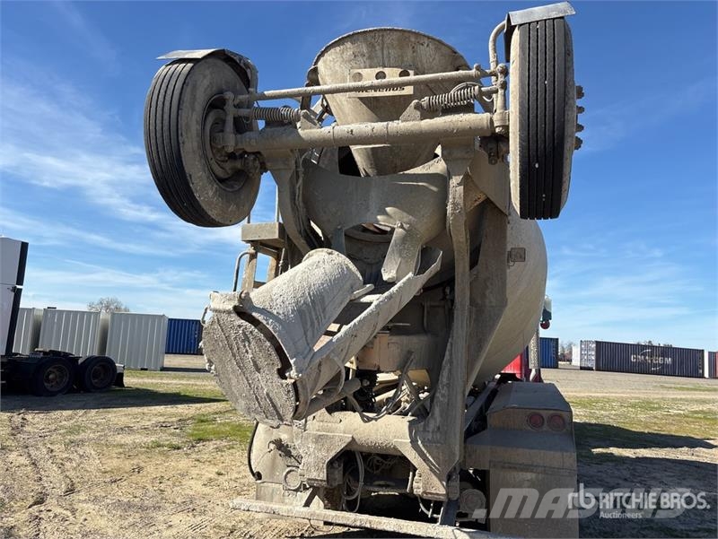 Kenworth W900 6x4 Mixer Truck (Inoperable) Kamioni mešalice za beton