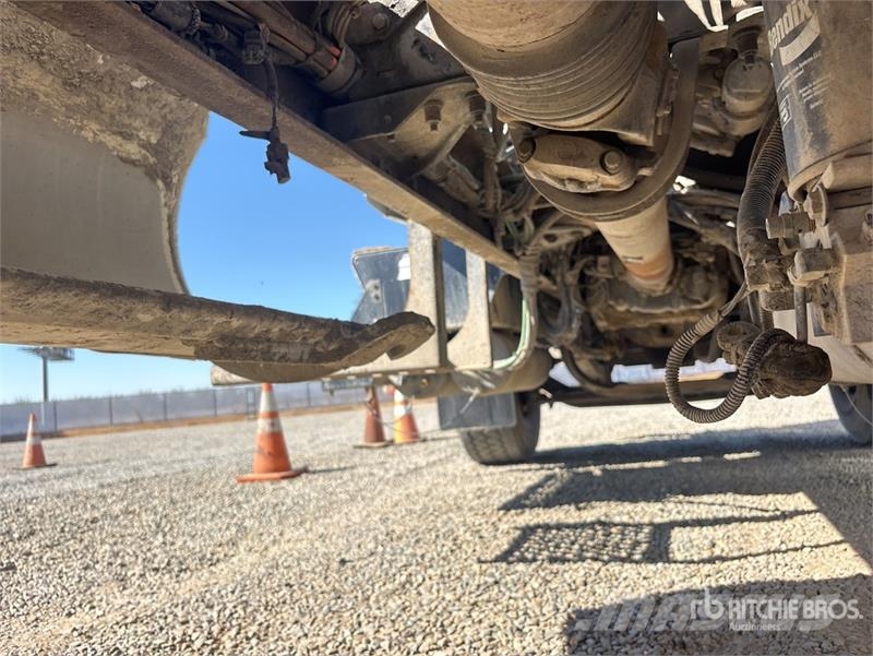 Kenworth W900 6x4 Mixer Truck Avtomešalci za beton