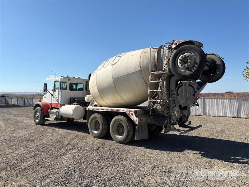 Kenworth W900 6x4 Mixer Truck Betooniveokid