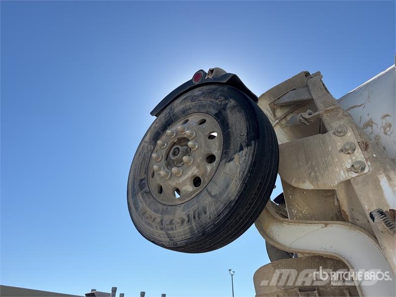 Kenworth W900 6x4 Mixer Truck Avtomešalci za beton