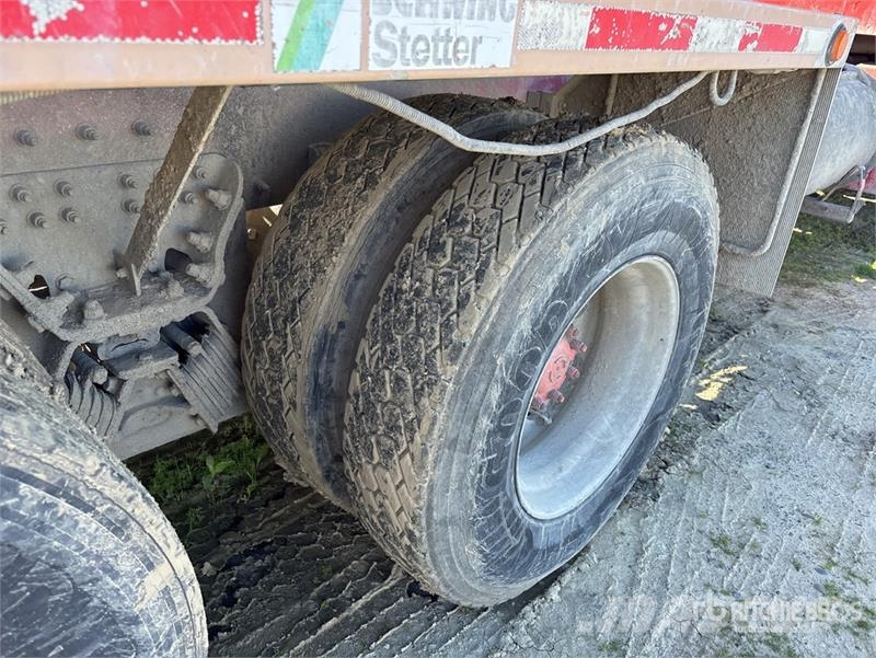 Kenworth W900 6x4 Mixer Truck (Inoperable) Kamioni mešalice za beton