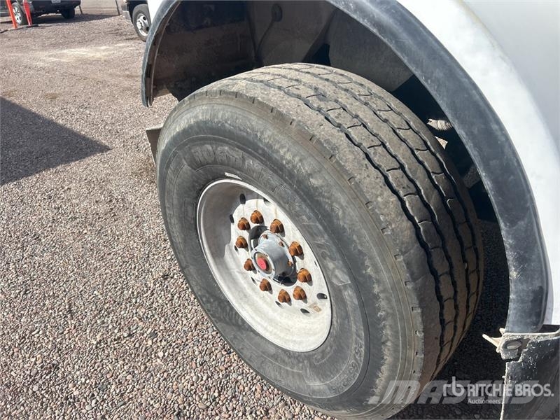 Kenworth W900 6x4 Mixer Truck Betonvedēji