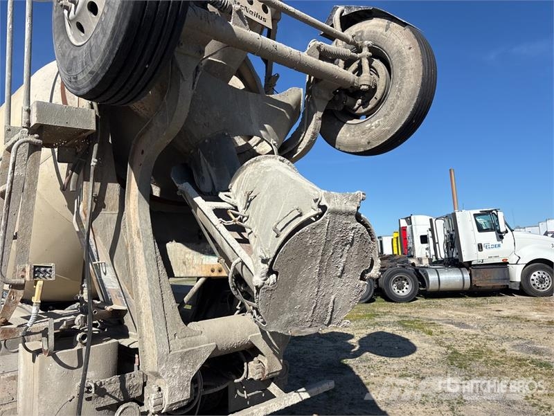 Kenworth W900 6x4 Mixer Truck (Inoperable) Kamioni mešalice za beton
