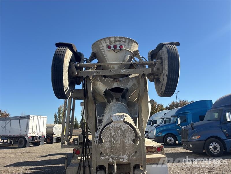 Kenworth W900 6x4 Mixer Truck 混凝土搅拌车