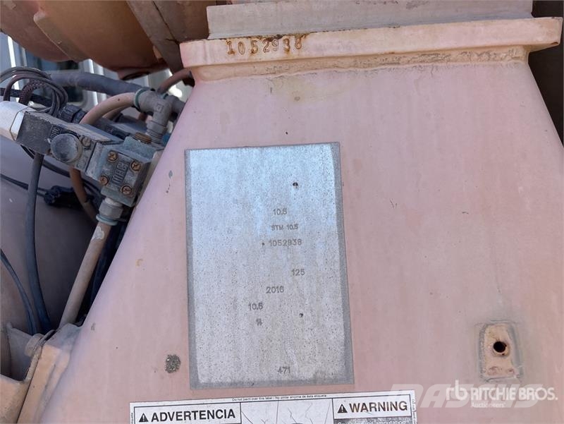 Kenworth W900 6x4 Mixer Truck (Inoperable) Kamioni mešalice za beton