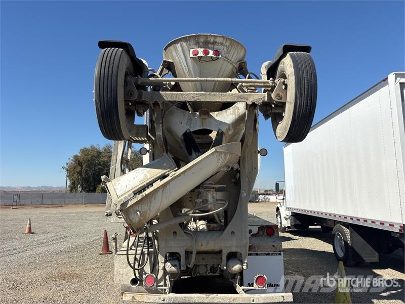Kenworth W900 6x4 Mixer Truck Avtomešalci za beton
