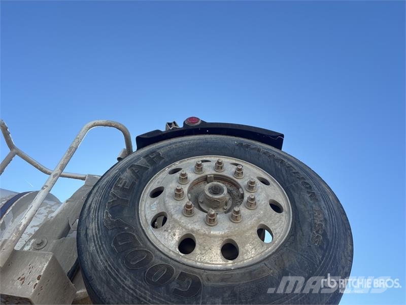 Kenworth W900 6x4 Mixer Truck 混凝土搅拌车