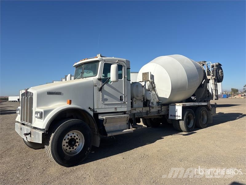 Kenworth W900 6x4 Mixer Truck 混凝土搅拌车