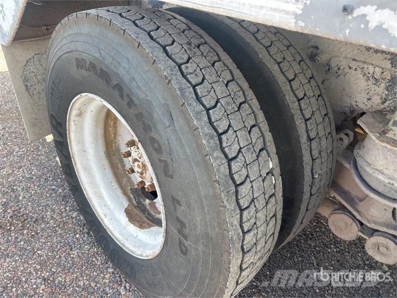 Kenworth W900 6x4 Mixer Truck Betonvedēji