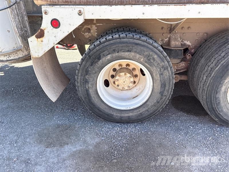 Kenworth W900 6x4 Mixer Truck Betonvedēji