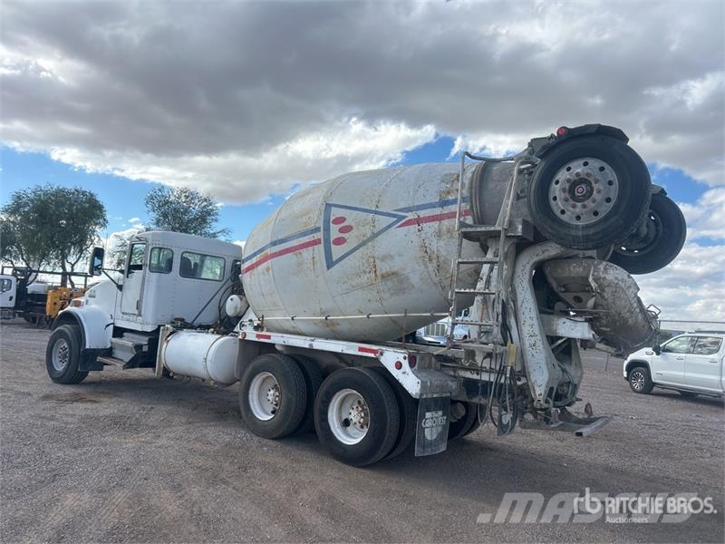 Kenworth W900 6x4 Mixer Truck Betonvedēji