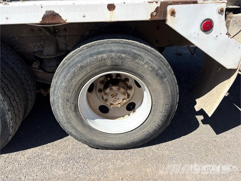 Kenworth W900 6x4 Mixer Truck Betonvedēji
