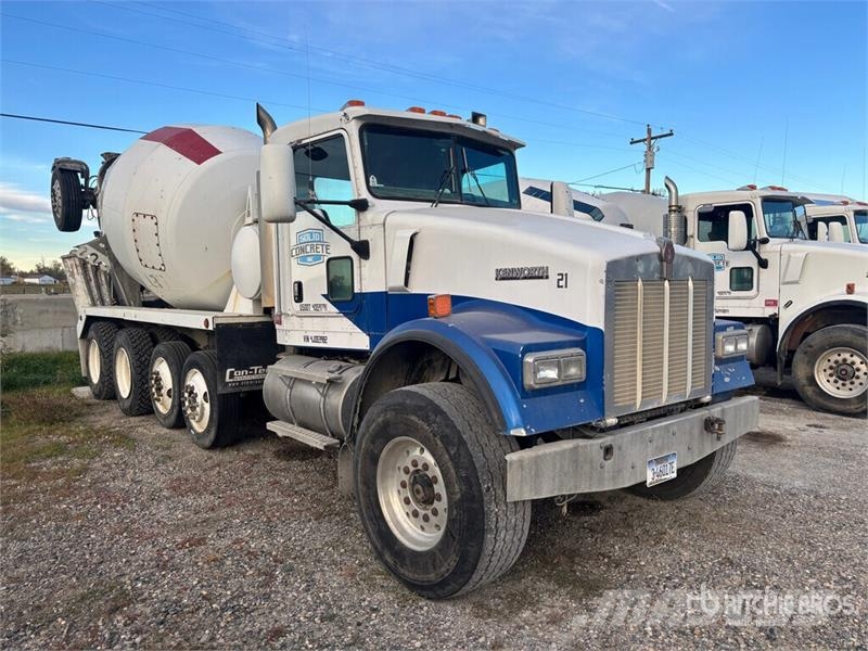 Kenworth W900 6x4 Mixer Truck شاحنات خرسانة