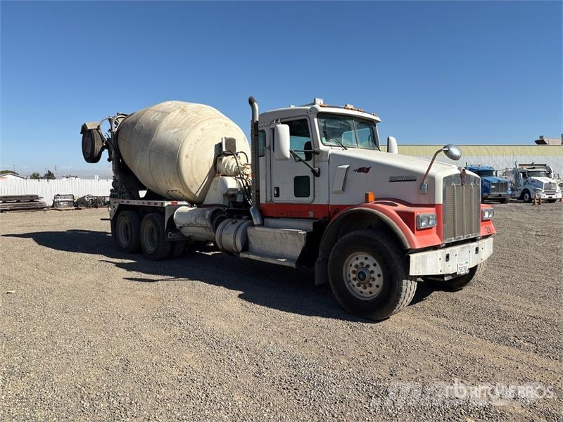 Kenworth W900 6x4 Mixer Truck Betooniveokid