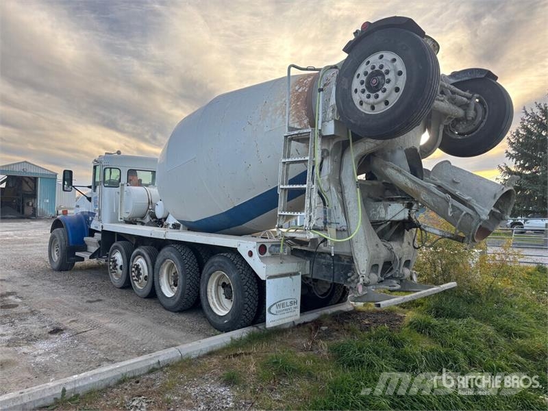 Kenworth W900 6x4 Mixer Truck شاحنات خرسانة
