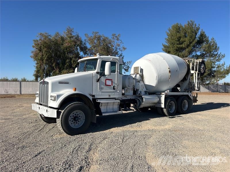 Kenworth W900 8x4 Mixer Truck ミキサー車