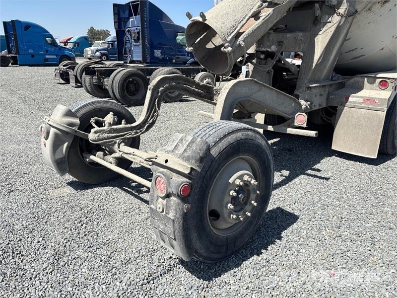 Kenworth W900 8x4 Mixer Truck Cementbil