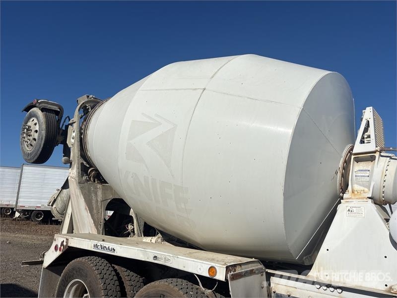 Kenworth W900 8x4 Mixer Truck Kamioni mešalice za beton