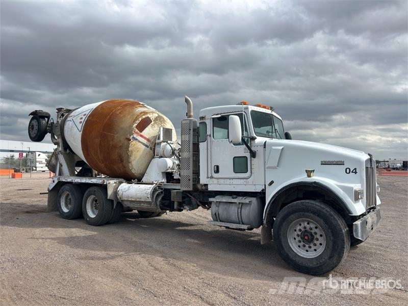 Kenworth W900 8x4 Mixer Truck Betonbiler