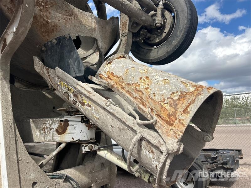 Kenworth W900 8x4 Mixer Truck Betonbiler