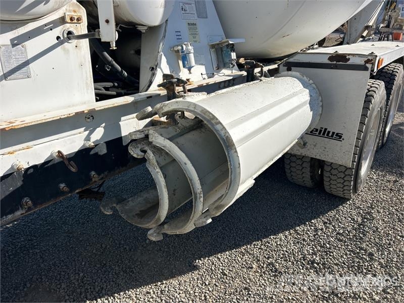 Kenworth W900 8x4 Mixer Truck ミキサー車