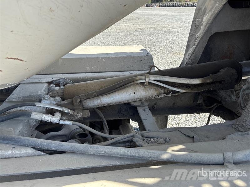 Kenworth W900 8x4 Mixer Truck Cementbil