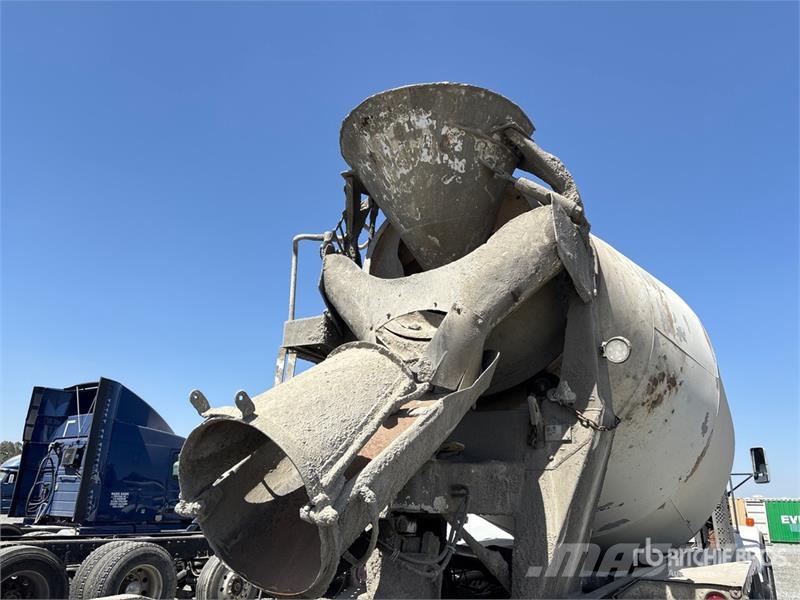 Kenworth W900 8x4 Mixer Truck Cementbil