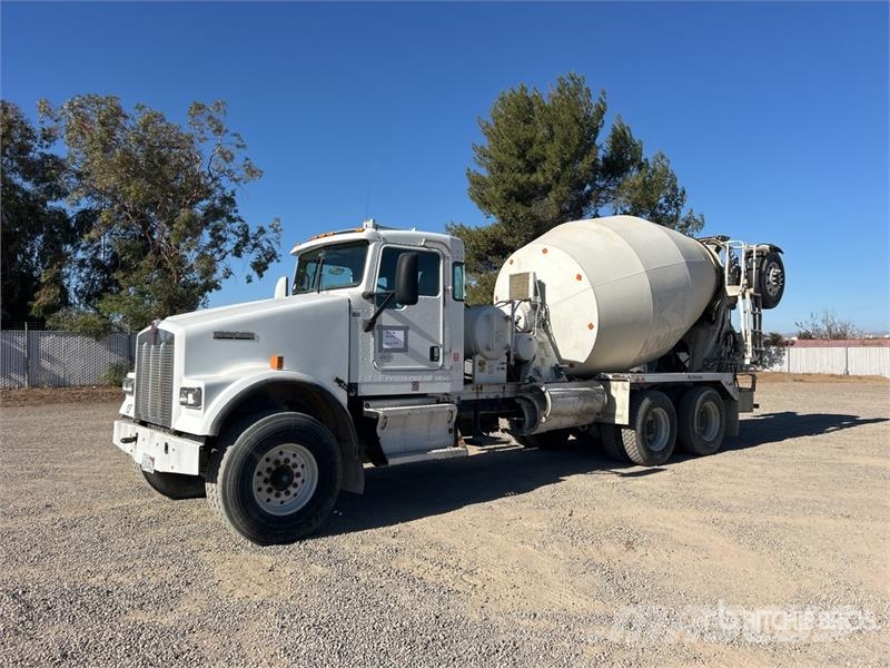 Kenworth W900 8x4 Mixer Truck 콘크리트 믹서트럭
