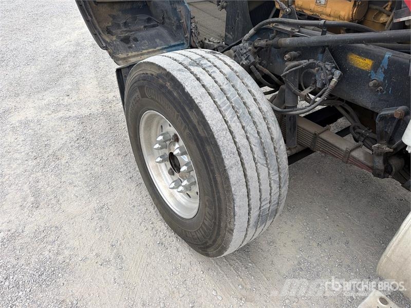 Kenworth W900B Влекачи