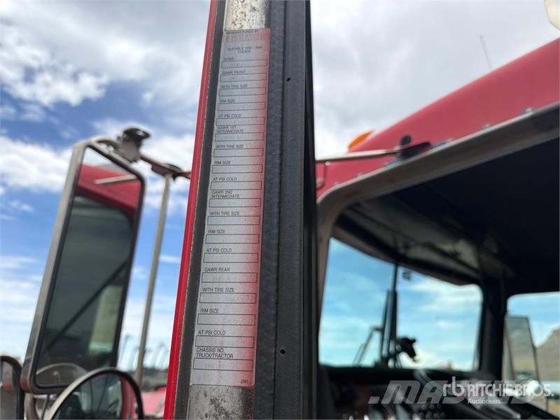 Kenworth W900B Влекачи