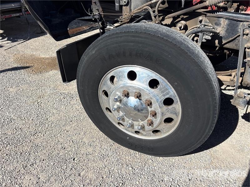 Kenworth W900L Tractor Units