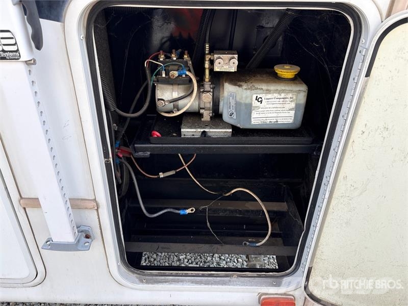 Keystone Everest T/A Travel Trailer 其他拖車