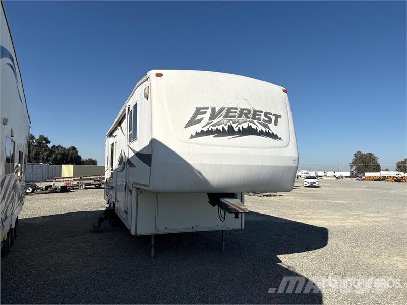 Keystone Everest T/A Travel Trailer 其他拖車