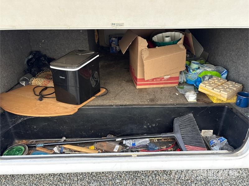 Keystone Everest T/A Travel Trailer 其他拖車