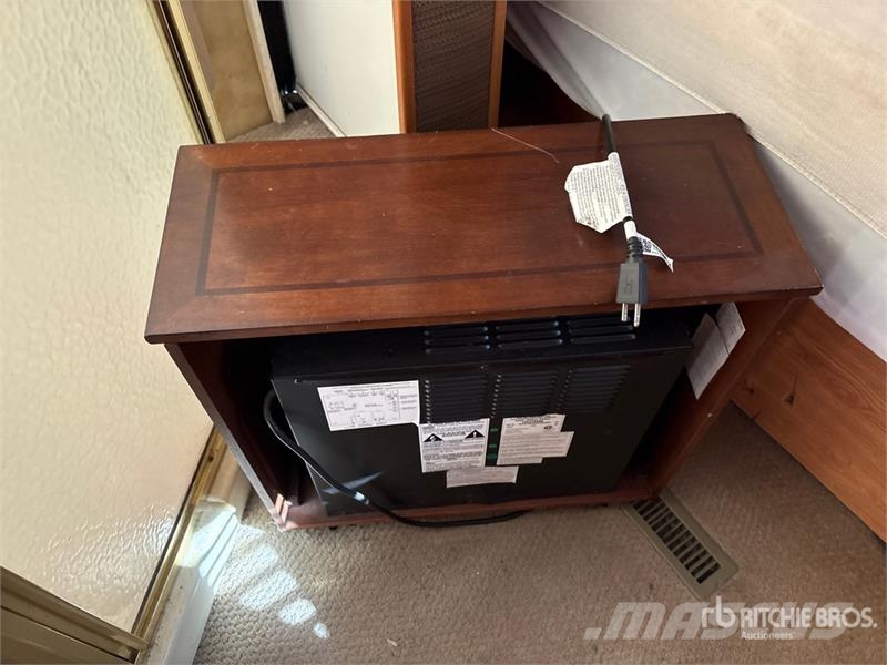 Keystone Everest T/A Travel Trailer 其他拖車