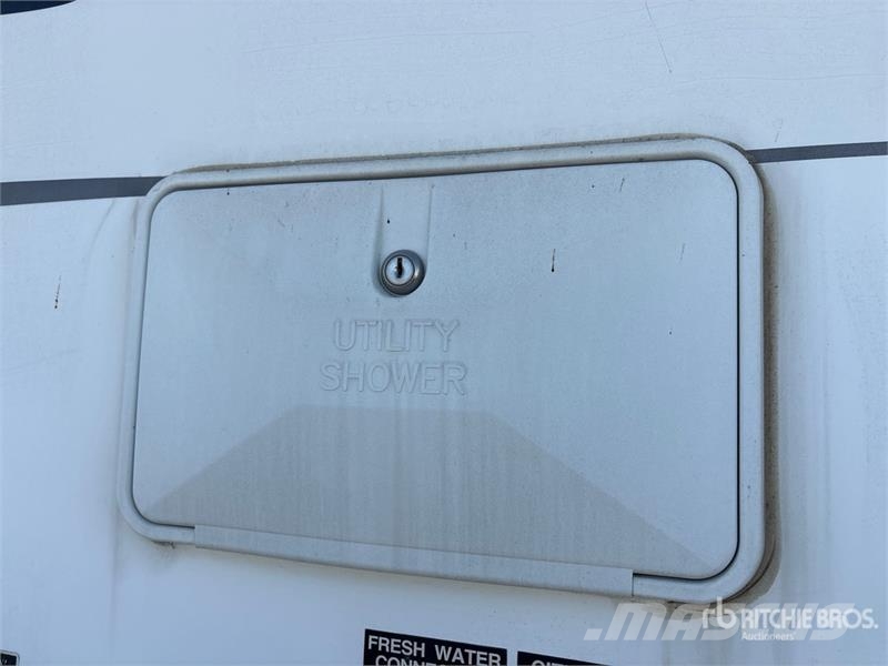 Keystone Everest T/A Travel Trailer 其他拖車