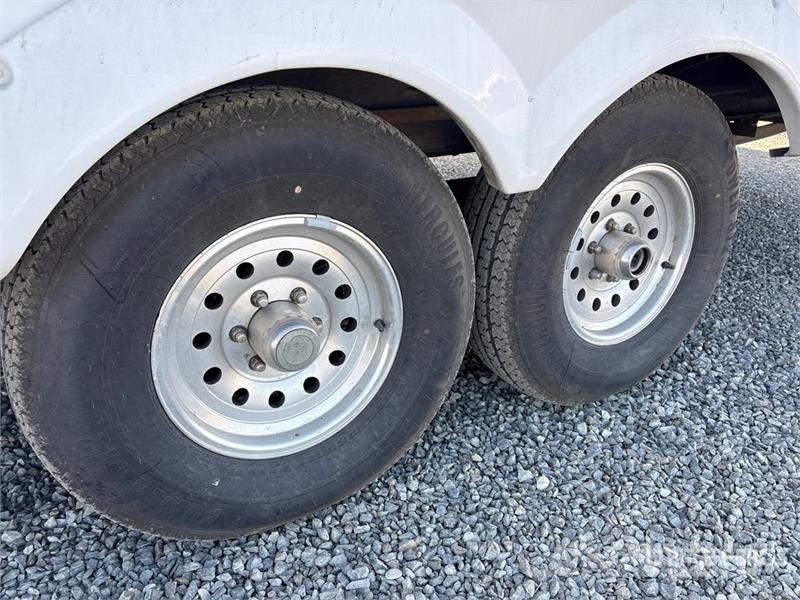 Keystone Everest T/A Travel Trailer 其他拖車