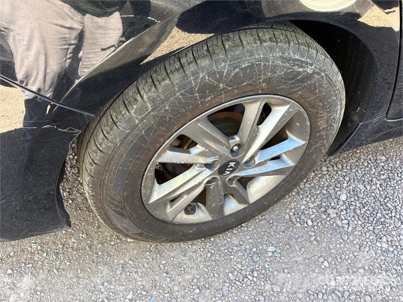 Kia Optima Cars
