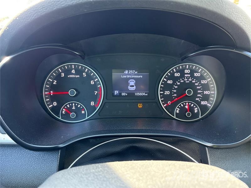 Kia Optima Cars