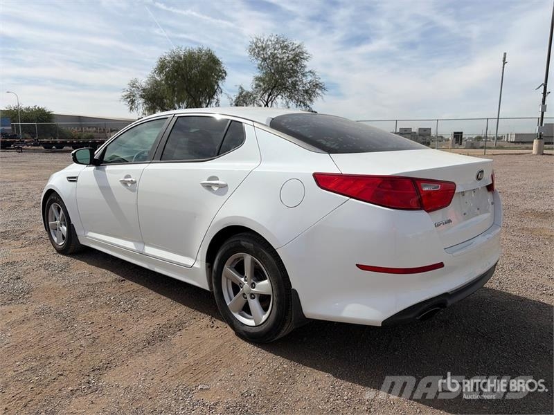 Kia Optima Samochody osobowe