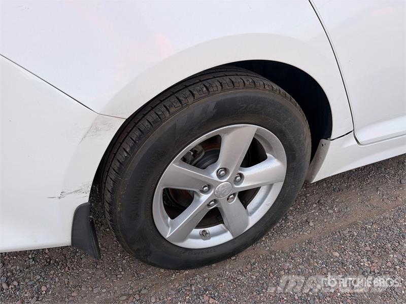 Kia Optima Samochody osobowe