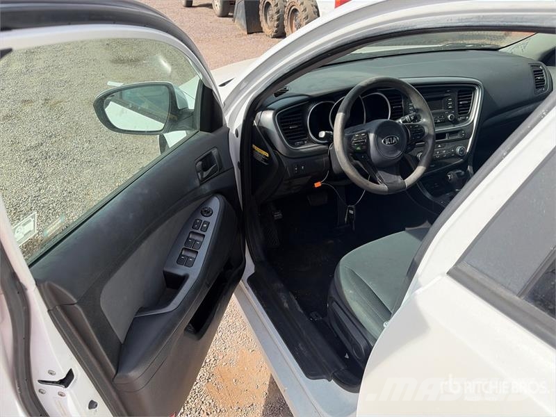 Kia Optima Samochody osobowe